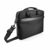 The Target Eco series consciously focuses on sustainable and durable materials. This bag is made from recycled RPET, which conserves resources while also being highly resistant. The water-repellent surface protects your device and accessories from rain an