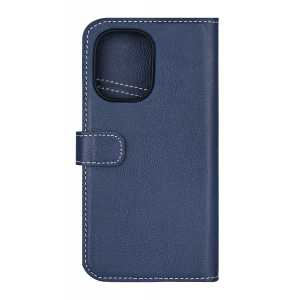 Crafted from genuine leather, this 2-in-1 wallet combines the practicality of a wallet with the protection of a case. The back cover effortlessly attaches/detaches from the wallet using magnets, for convenient switching between a sleek wallet and a protec