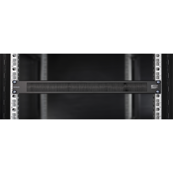 DELTACO 19” kabelgenomföring med borste, metall/nylon, 1U, svart 19-14