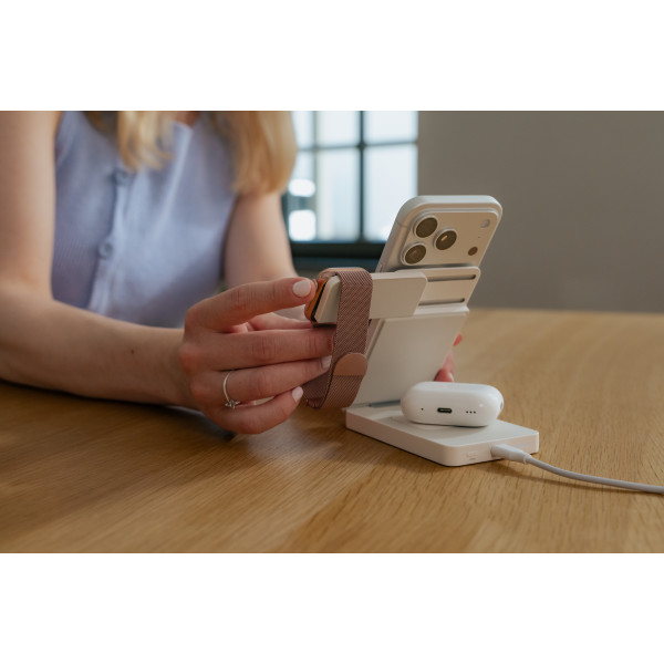 Charge 'n'Go Qi2 Magnetic Wireless Power Bank 10000mAh White 32296