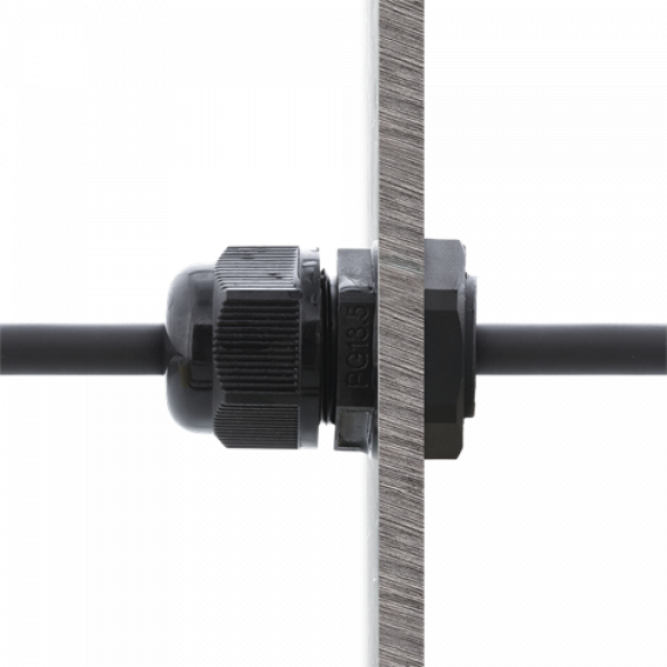 DELTACO S/FTP Cat6a patchkabel, 2m, IP68, PG13.5, svart SFTP-62AH-WP